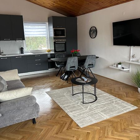 Apartment Golubica 2 Marina Zewnętrze zdjęcie