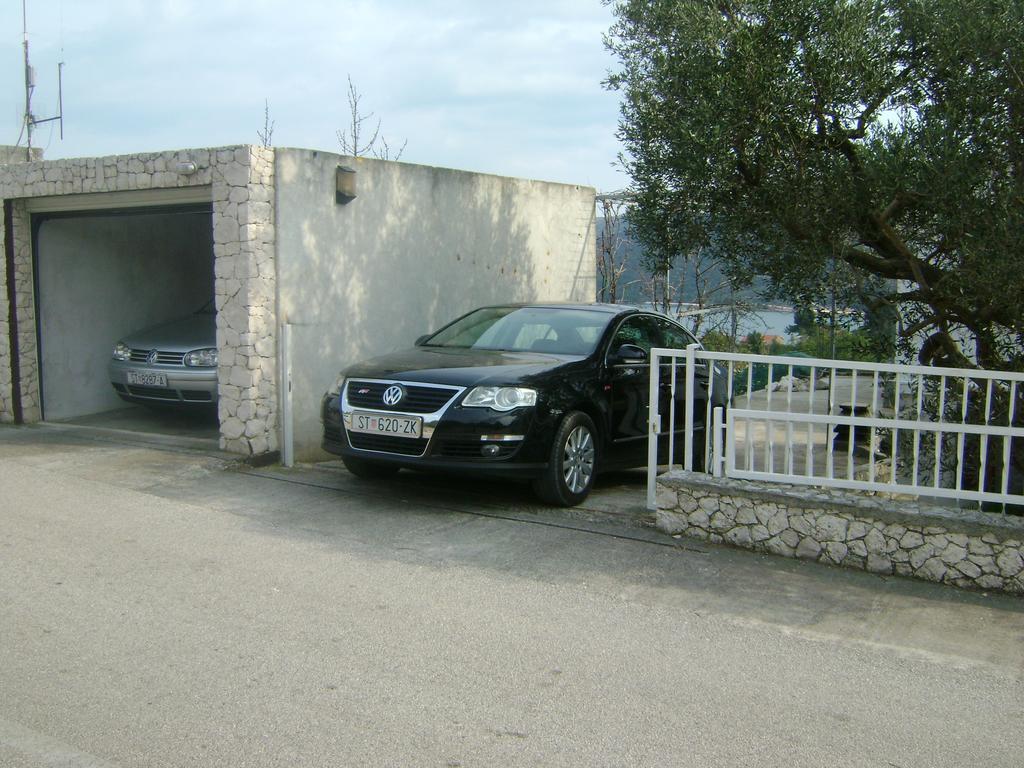 Apartment Golubica 2 Marina Zewnętrze zdjęcie