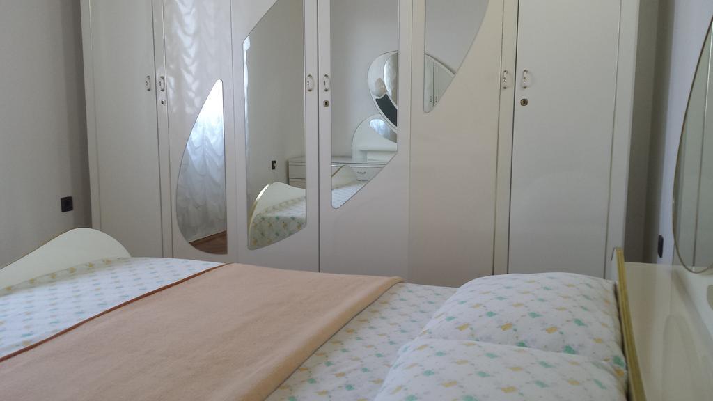 Apartment Golubica 2 Marina Pokój zdjęcie